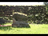 02447 ostia - regio v - insula xi - tempio collegiale (v,xi,1) - altar - 2013.jpg